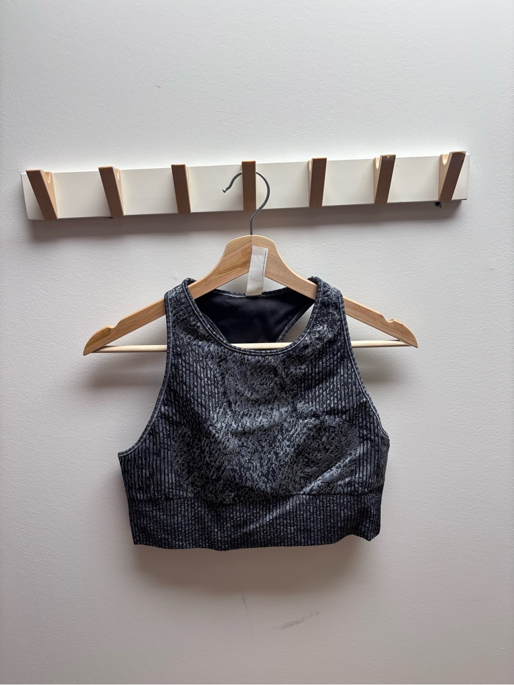 lululemon Ebb to Train High Neck Sports Bra in Rhino Grey